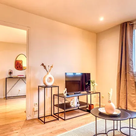 Le Panoramique - Grand T2 Metro B Apartment